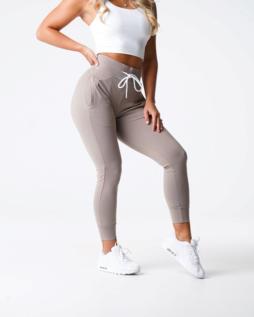 NVGTN Joggers Taupe | 635KNVCOW